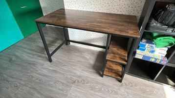 Bureau 120x60x 75, beschikbaar voor biedingen