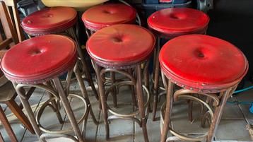 6 stuks barkruk beschikbaar voor biedingen