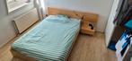 Ikea Malm Bed eikenfineer Lonset lattenbodem Nachtkastje, Huis en Inrichting, Slaapkamer | Complete slaapkamers, Gebruikt, Ophalen