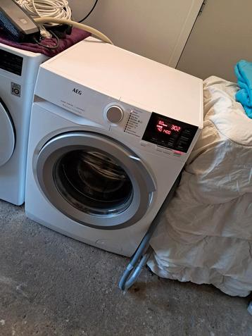 Super mooie zgan wasmachine AEG 6000 8 KILO in topstaat beschikbaar voor biedingen