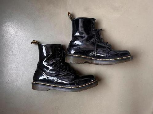 Dr Martens lakleer 40, Kleding | Dames, Schoenen, Gedragen, Zwart, Ophalen of Verzenden