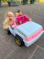Barbie auto met barbie, ken en 2 kindjes, Ophalen of Verzenden, Gebruikt, Barbie
