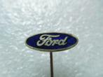 speldje FORD emaille, Verzamelen, Speldjes, Pins en Buttons, Ophalen of Verzenden, Gebruikt, Overige onderwerpen