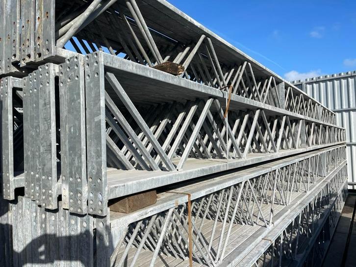 Traliespanten 9.60 m | Diverse partijen beschikbaar., Doe-het-zelf en Verbouw, Metalen, Gebruikt, IJzer, Ophalen
