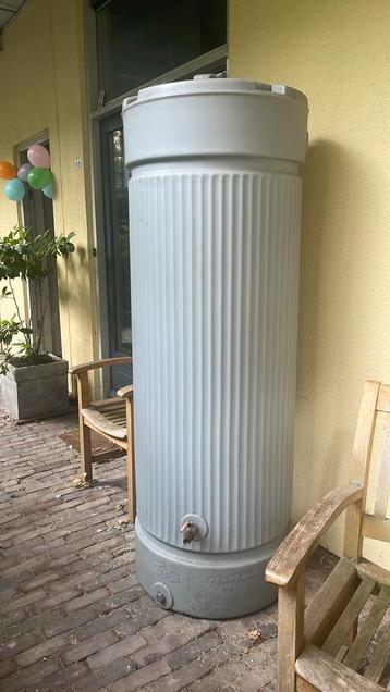 Speidel 500L regeton met deksel en kraan beschikbaar voor biedingen