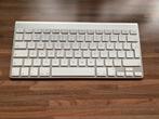Apple toetsenbord A1314, Ophalen of Verzenden, Zo goed als nieuw, Draadloos, Qwerty