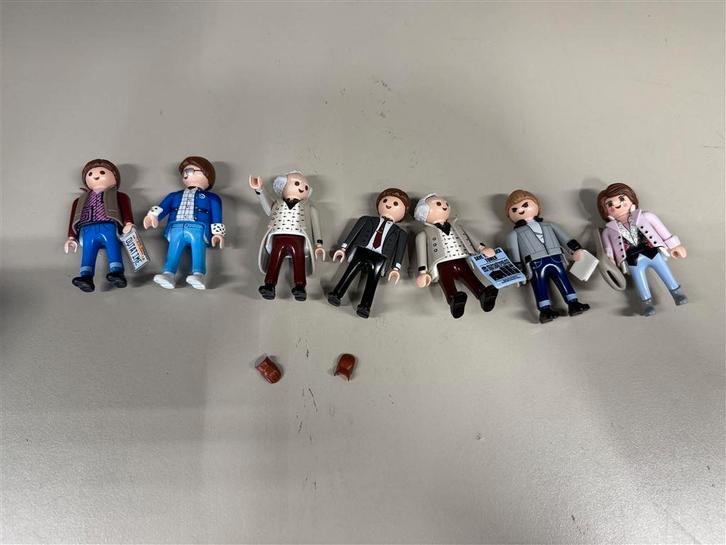 Playmobil Back to the Future figuren x7 Marty Doc Biff Jenni, Verzamelen, Poppetjes en Figuurtjes, Zo goed als nieuw, Ophalen of Verzenden
