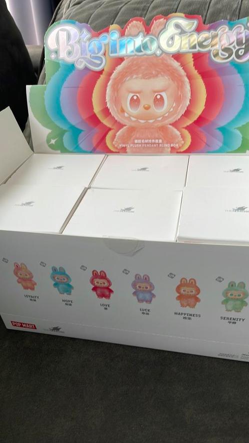 Labubu big into energy, Verzamelen, Poppetjes en Figuurtjes, Nieuw, Ophalen of Verzenden