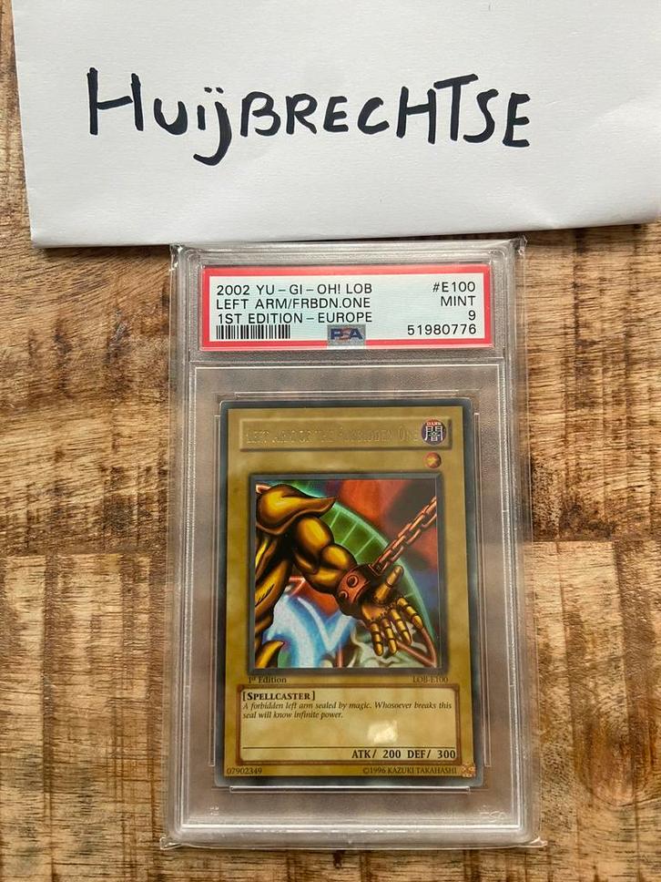 Yu-Gi-Oh! PSA 9 1st Edition Left Arm Of The Forbidden One, Hobby en Vrije tijd, Verzamelkaartspellen | Yu-gi-Oh!, Nieuw, Foil