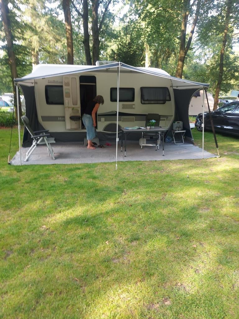 Hobby 455 Excellent 2011 met Dorema voortent en luifel, Caravans en Kamperen, Rondzit, Hobby, Particulier, Luifel