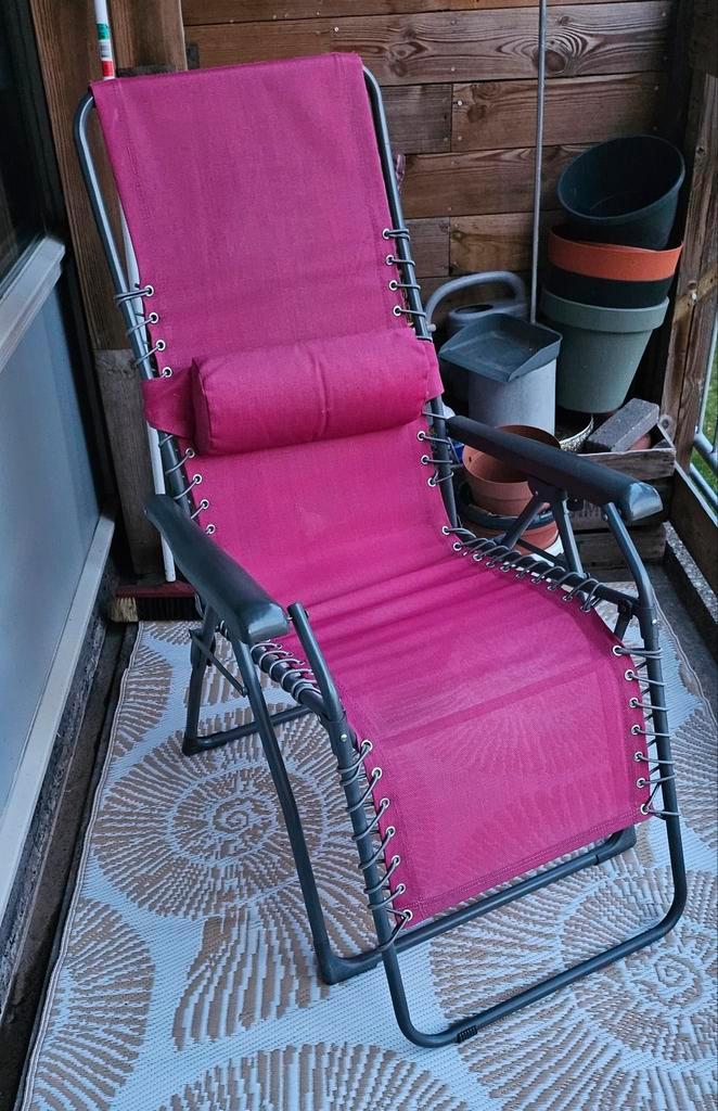 Tuinstoel roze, Tuin en Terras, Tuinstoelen, Zo goed als nieuw, Aluminium, Ophalen
