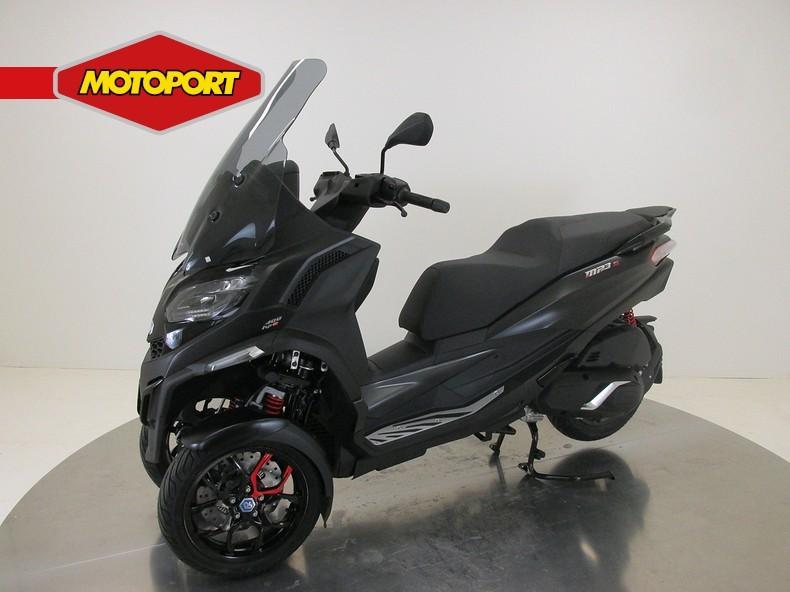 Piaggio MP3 400 LT SPORT (bj 2023), Motoren, Motoren | Piaggio, Bas@piaggio.nl, Scooter, Piaggio Benelux bv., Bedrijf