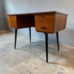 Vintage houten bureau met etagere, Ophalen