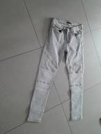 Jeans maat 40, Kleding | Dames, Spijkerbroeken en Jeans, Ophalen of Verzenden, Zo goed als nieuw, Grijs, W30 - W32 (confectie 38/40)