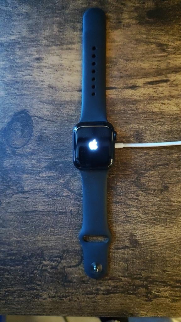 Apple Watch SE - Stijlvol en Functioneel Smartwatch, Sieraden, Tassen en Uiterlijk, Smartwatches, Gebruikt, Blauw, GPS, IOS