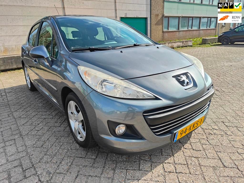 Peugeot 207 1.6 VTi Première ( Navigatie en Airco), Voorwielaandrijving, Euro 5, Stof, Gebruikt