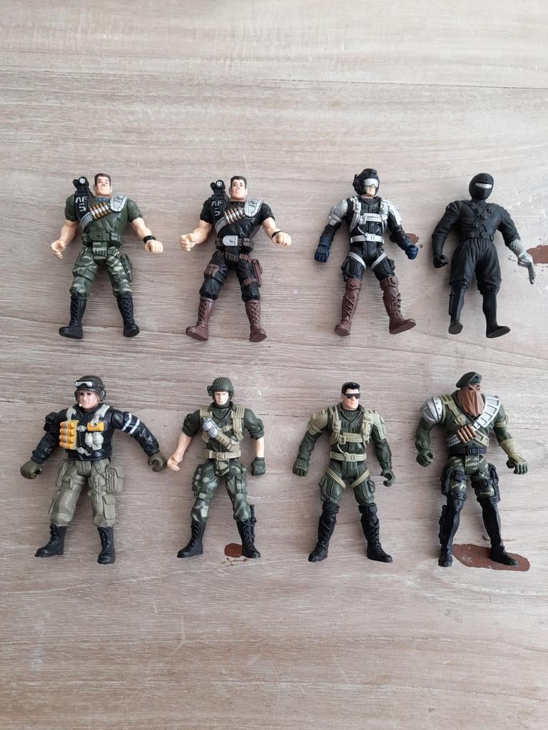 8 Soldier Force actiefiguren, Verzamelen, Ophalen of Verzenden, Gebruikt