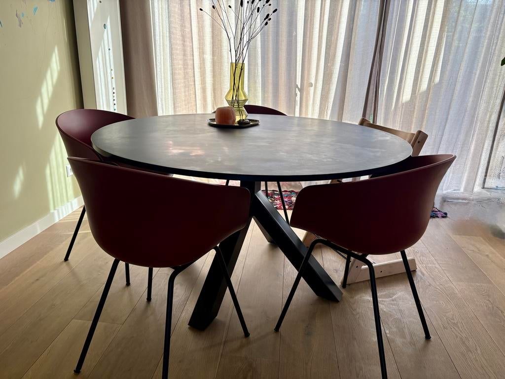 Gispen Dukdalf Eettafel - Rond - 6 persoons - 140 cm, Rond, Zo goed als nieuw, Vijf personen of meer, Ophalen