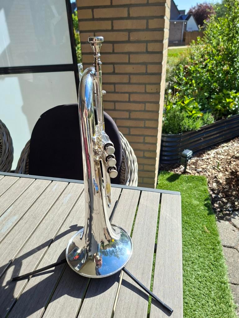 Getzen Eterna bugel/flugelhorn met trigger, Ophalen of Verzenden, Zo goed als nieuw, Koperblazer, Met koffer of draagtas