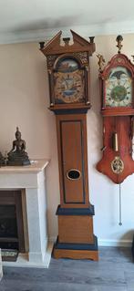 Antieke groote  staande  fries, Ophalen