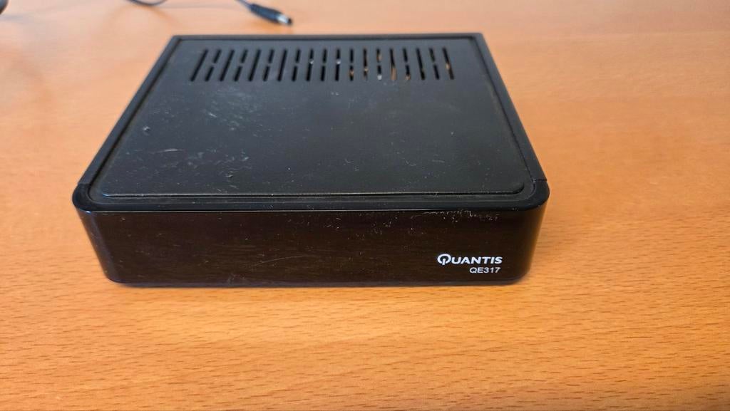 Quantis QE317 Digitale Radio Ontvanger voor Ziggo, Ophalen of Verzenden, Gebruikt, Decoder
