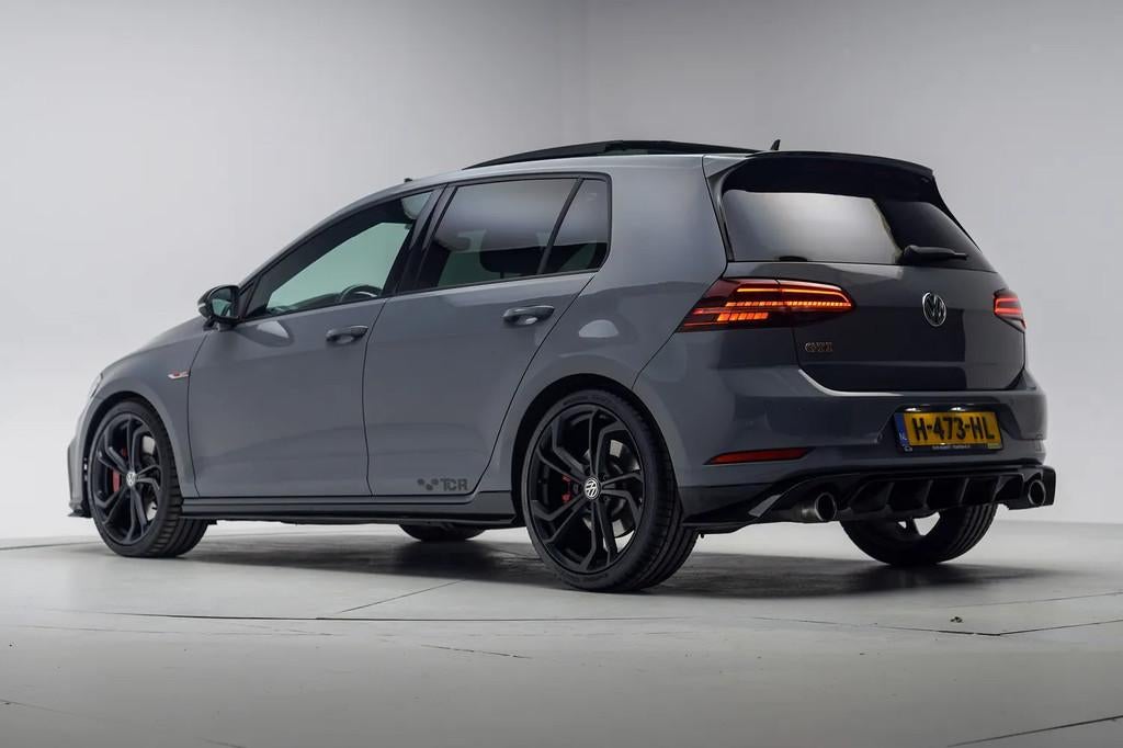 Volkswagen Golf 2.0 TSI GTI TCR [ Panoramadak Virtual Adapt., 1330 kg, 15 km/l, Gebruikt, 4 cilinders