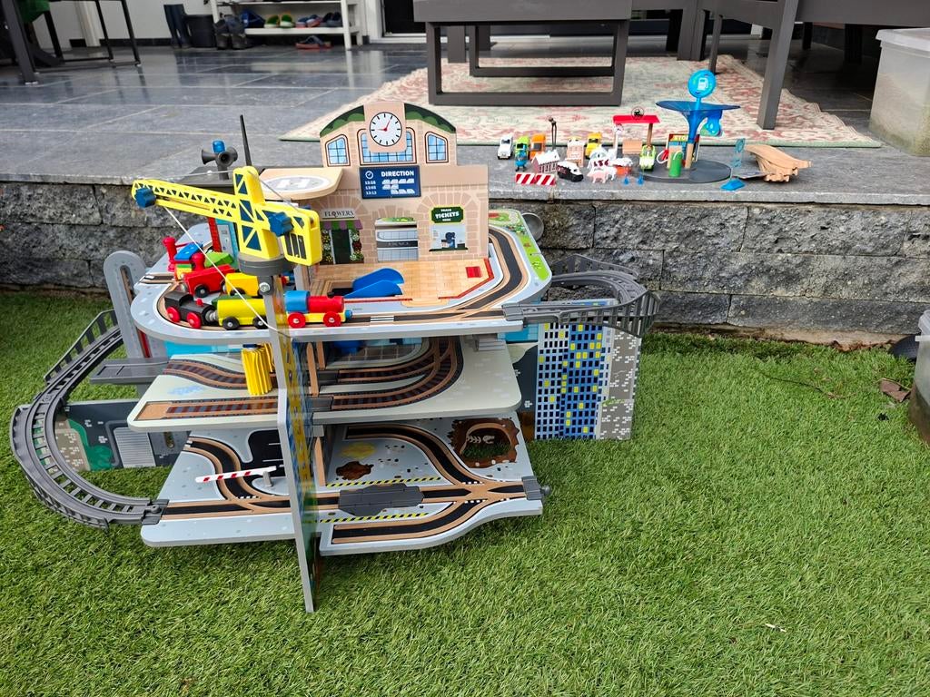 Playtive Lupilu Lidl XXL treinstation garage vele extra's!, Kinderen en Baby's, Speelgoed | Educatief en Creatief, Ophalen, Gebruikt