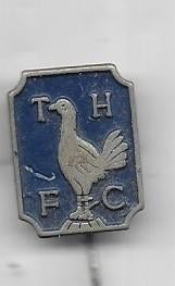 ENGELSE VOETBAL CLUB SPELD, Verzamelen, Speldjes, Pins en Buttons, Verzenden, Zo goed als nieuw, Sport, Speldje of Pin