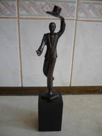 Antiek bronzen beeld ,, man met hoed ,,, Antiek en Kunst, Ophalen of Verzenden, Brons