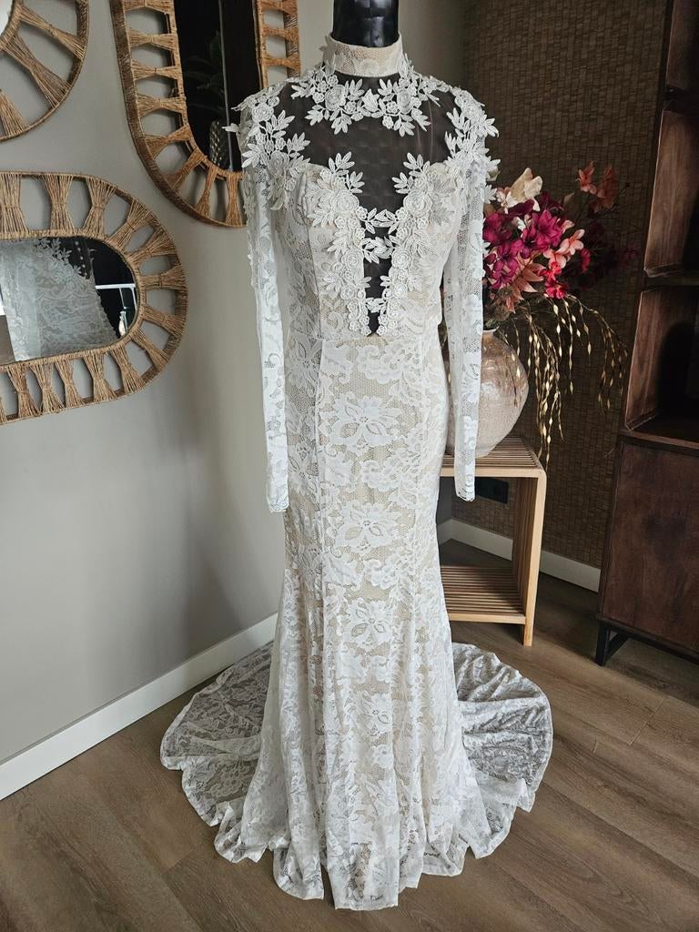 Prachtige trouwjurk kant beige ivory 38 met sluier cecile, Ophalen of Verzenden, Nieuw, Beige, Accessoires