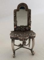 Zilveren miniatuur filigrain kaptafel, Antiek en Kunst, Verzenden, Zilver