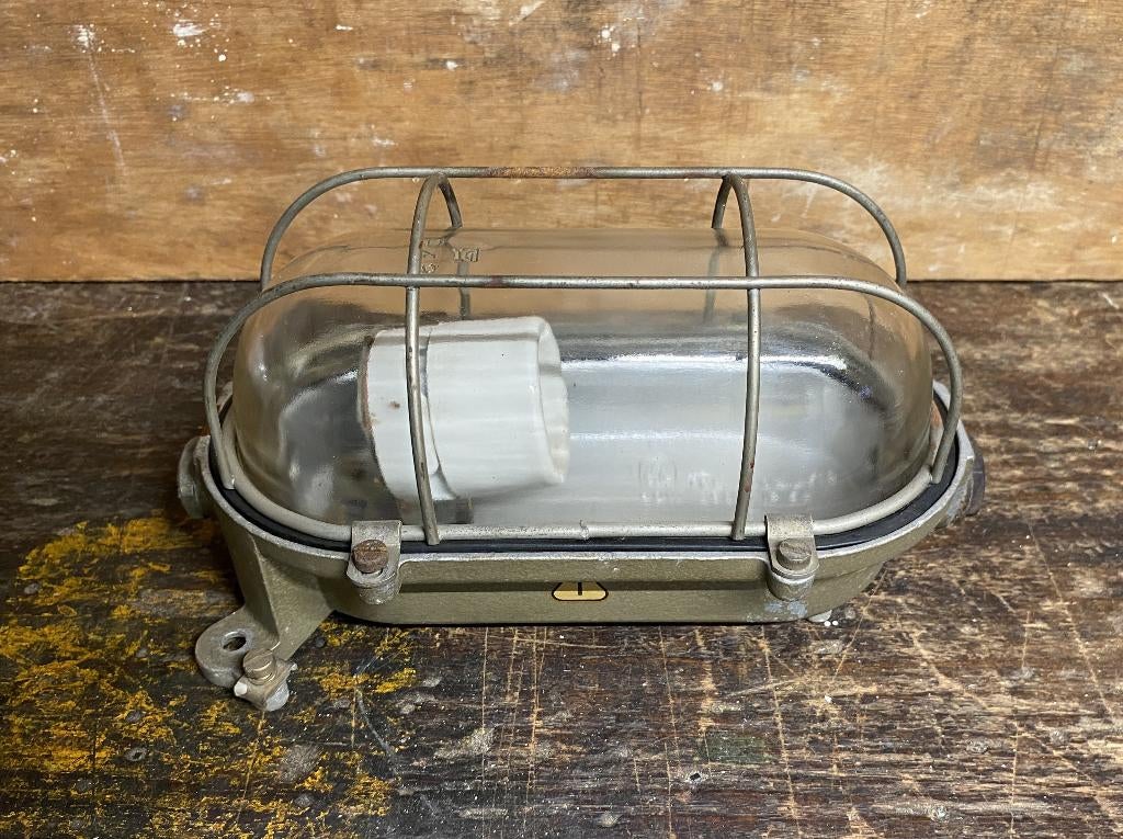 Leuke Bully Lamp - kooilamp industrieel vintage mancave, Huis en Inrichting, Lampen | Wandlampen, Ophalen of Verzenden, Gebruikt