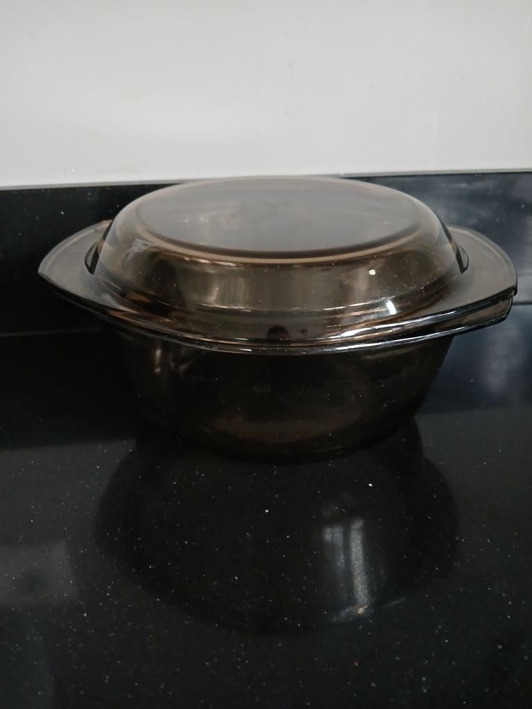 Vintage Pyrex Ovenschaal Amberkleurig Rookglas Jaren 70, Ophalen of Verzenden