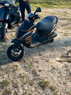 Zip SP h2o Hexa125, Ophalen, Zo goed als nieuw, Benzine, Zip