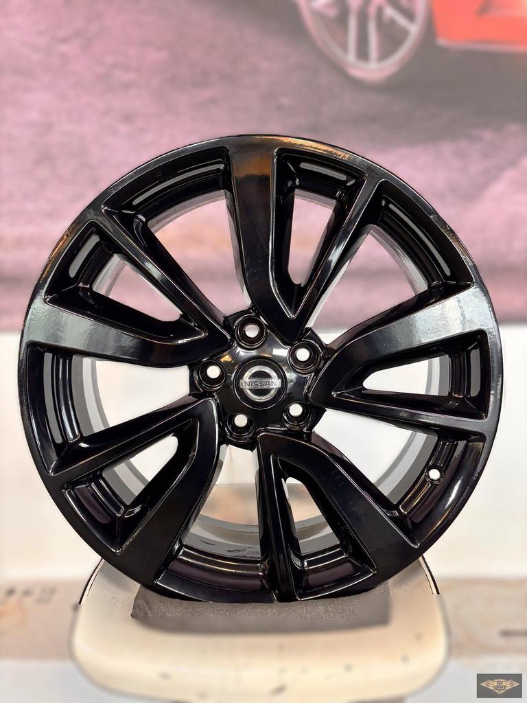 19 inch 5x114,3 Origineel Nissan Qashqai Velgen (Demo Model), Auto-onderdelen, 19 inch, Gebruikt, Velg(en), -