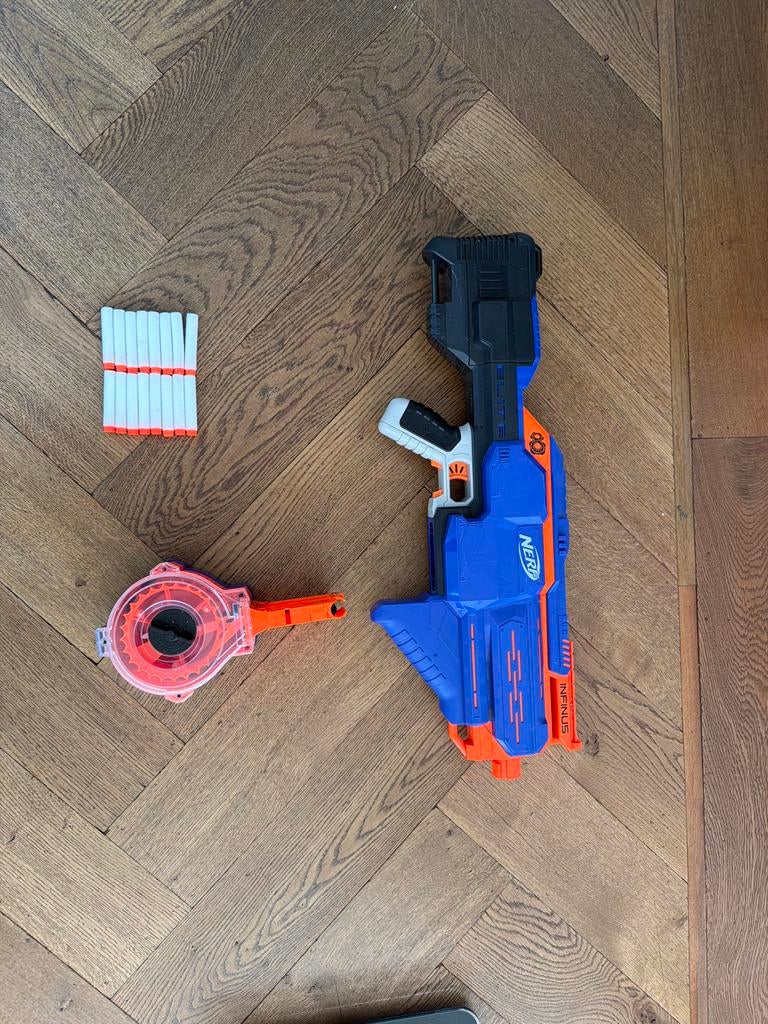 Nerf N-Strike Elite Infinus met oplaatbare batterijen, Ophalen, Gebruikt, Jongen of Meisje