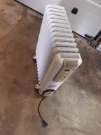 Vrijstaande DeLonghi elektrische kachel/radiator, Ophalen, 30 tot 80 cm, Gebruikt, Radiator