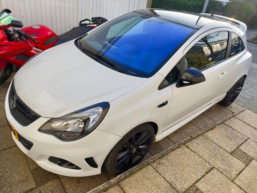 Opel Corsa 1.4 16V 3D 2010 Wit, Auto's, Opel, Particulier, Corsa, ABS, Achteruitrijcamera, Airbags, Airconditioning, Bluetooth