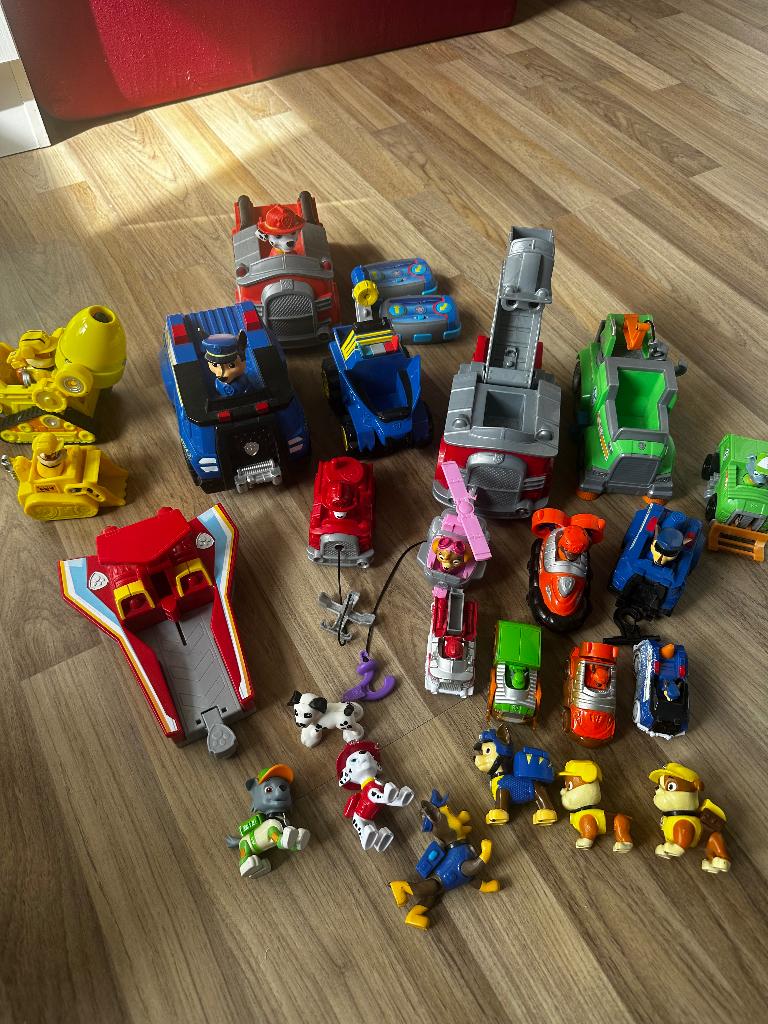 PAW patrol speelgoed, Kinderen en Baby's, Speelgoed | Speelgoedvoertuigen, Ophalen, Gebruikt