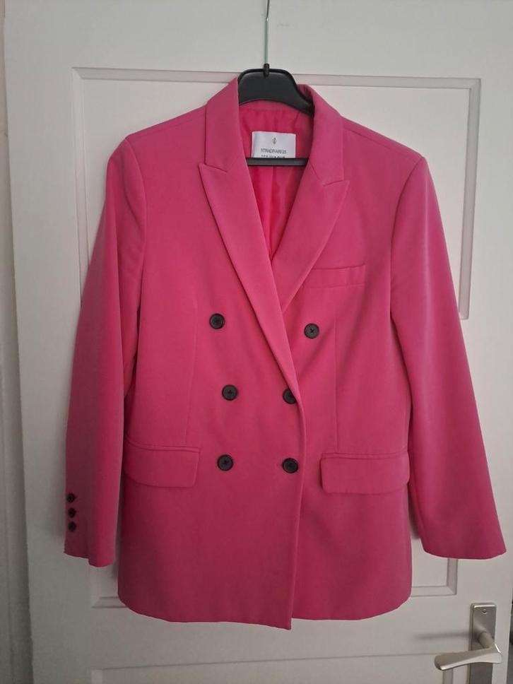 Roze colbert/ blazer Stradivarius maat M, Kleding | Dames, Jasjes, Kostuums en Pakken, Zo goed als nieuw, Roze, Ophalen of Verzenden