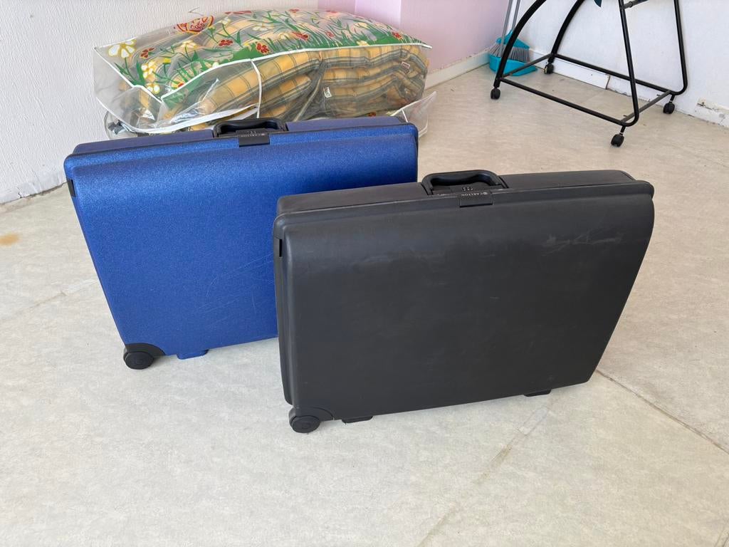 Carlton grote reiskoffers, Ophalen, Zo goed als nieuw, Hard kunststof, Wieltjes