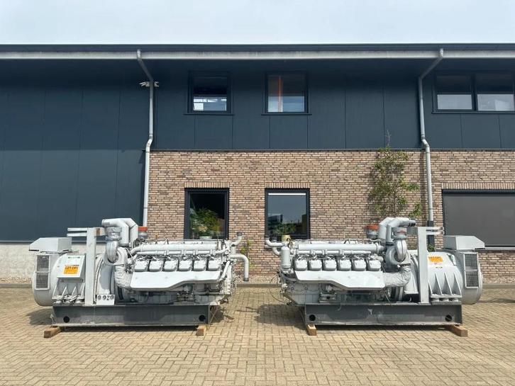 Deutz BF12M 716 Leroy Somer 360 kVA generatorset ex emergenc, Zakelijke goederen, Machines en Bouw | Aggregaten, Ophalen of Verzenden