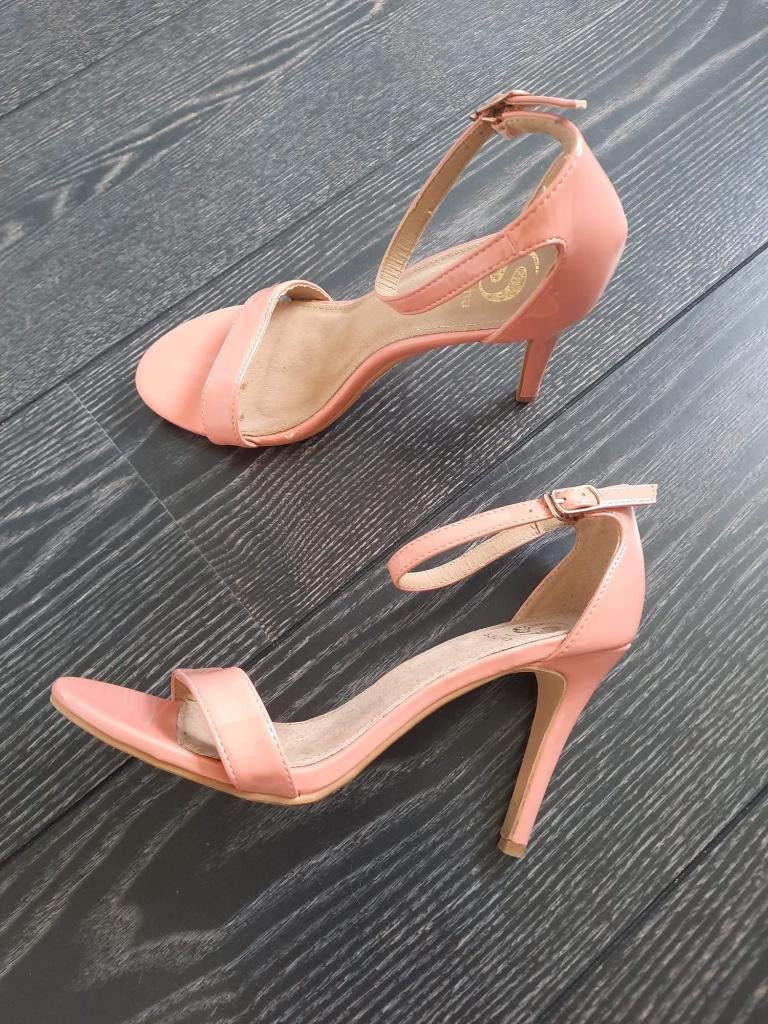 Sasha hakken, Kleding | Dames, Ophalen of Verzenden, Zo goed als nieuw, Schoenen met hoge hakken, Roze