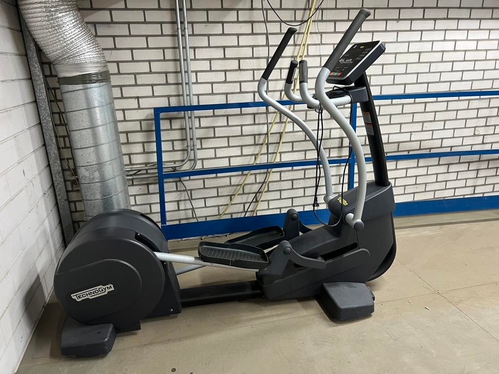 Technogym forma crosstrainer, Ophalen, Zo goed als nieuw, Crosstrainer