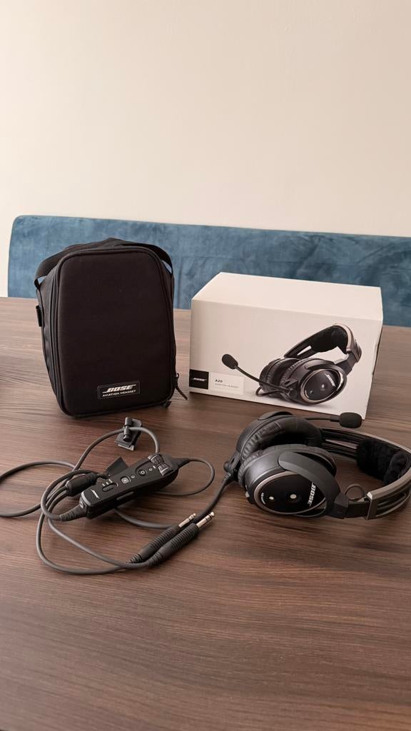 Bose A20 Aviation Headset met Bluetooth, Ophalen, Zo goed als nieuw, Overige merken, Bluetooth