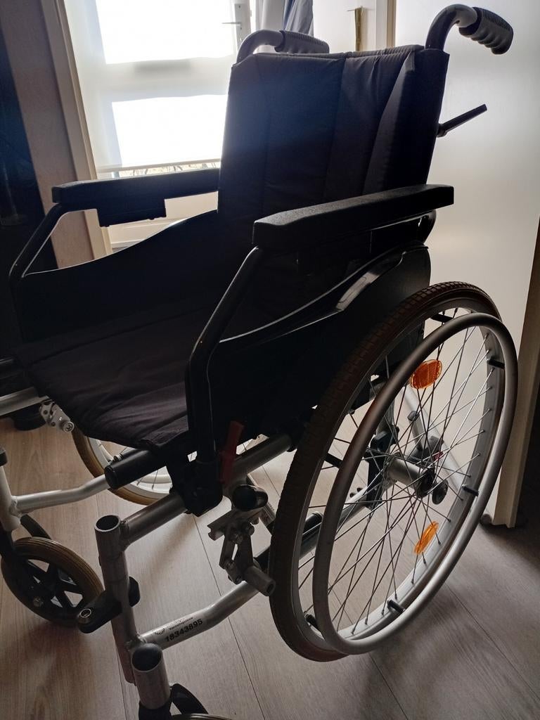 Mooie nette opvouwbare rolstoel, Diversen, Rolstoelen, Ophalen, Duwrolstoel
