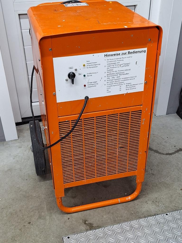 Bouwdroger te huur, Ophalen, Afzuiger