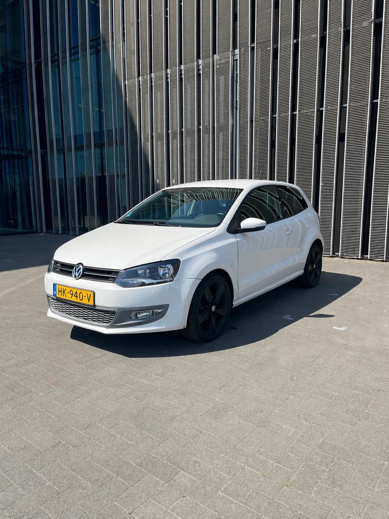 Volkswagen Polo 1.2 wit, airco, carplay, Auto's, Volkswagen, Voorwielaandrijving, Euro 5, 40 €/maand, 1198 cc