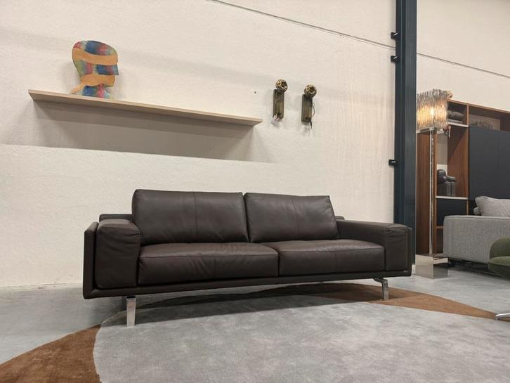 Nieuw Leolux Bellice 2x90 Ceras Earth leer Design Bank 233, Huis en Inrichting, Banken | Bankstellen, Nieuw, Rechte bank, Driepersoons