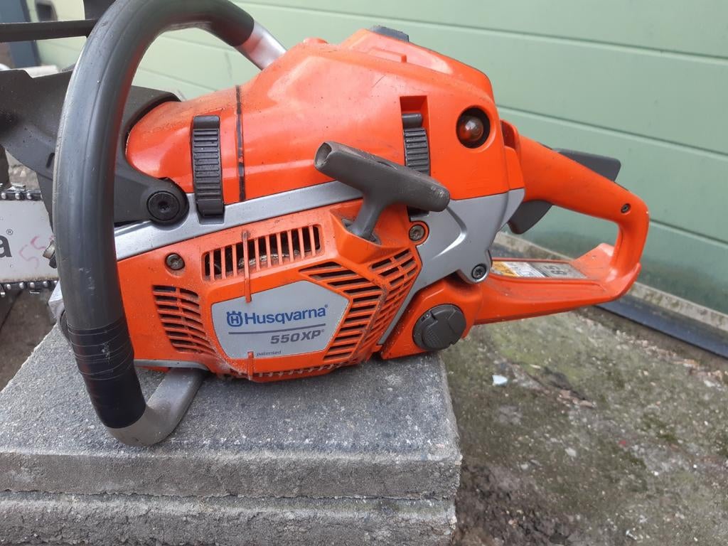 Tk prof Husqvarna 550 XP kettingzaag motorzaag, Ophalen